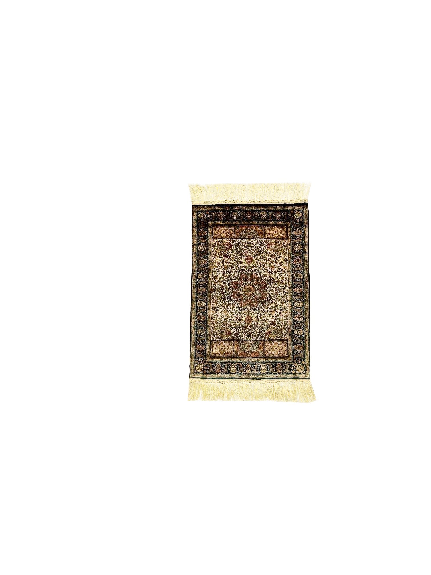 221064 China Hereke Seide 33x33 46x32 12500
